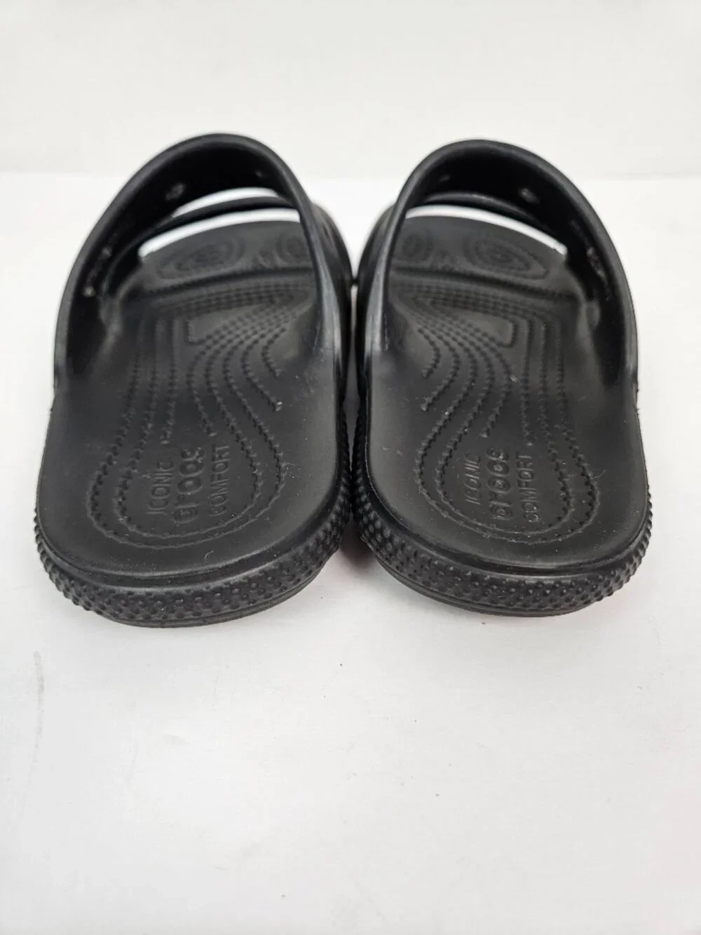 CROCS Kids Classic 2 Band Slide Sandal Black J 1